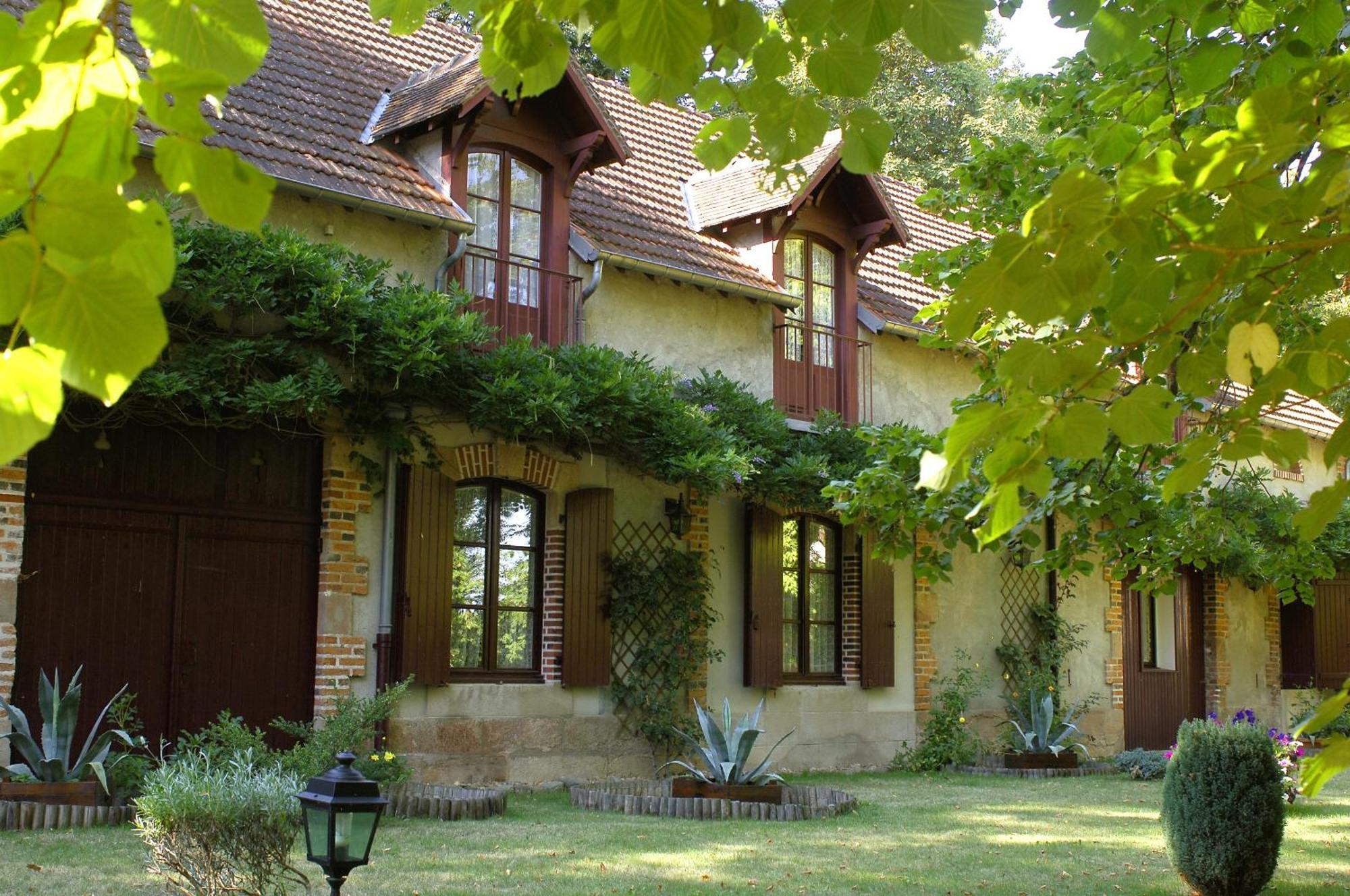 Le Chalet Montégut Coulandon Esterno foto